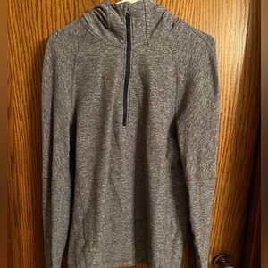 Mens Lululemon Metal Vent Tech 1/4 zip with hood Size L